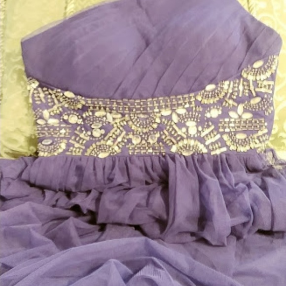 Enchanting Purple Chiffon Gown w Rhinestones - Picture 1 of 7